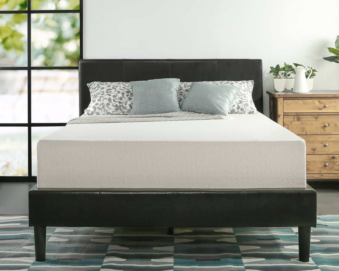 Best Mattress for Scoliosis: Be your own Chiropractor [Buying Guide]