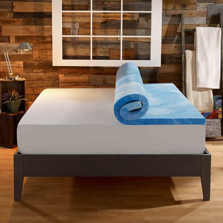 Best Mattress Topper For Side Sleepers [Buyer’s guide]