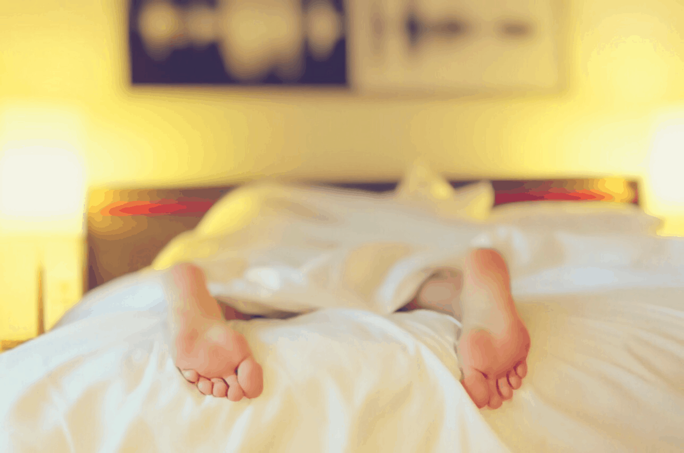 Best Mattress Protector for Memory Foam [Buyer’s Guide]