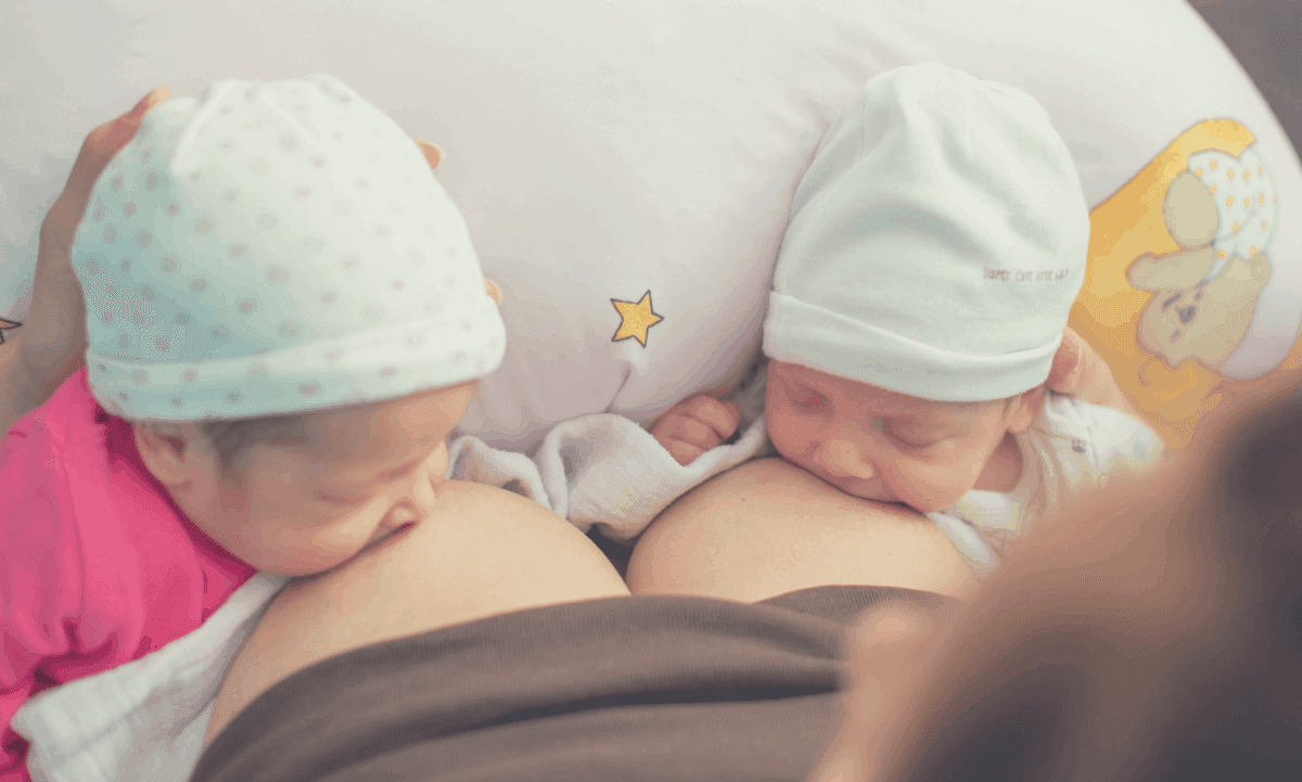Best Nursing Pillows For Twins: Reviews & Buying Guide