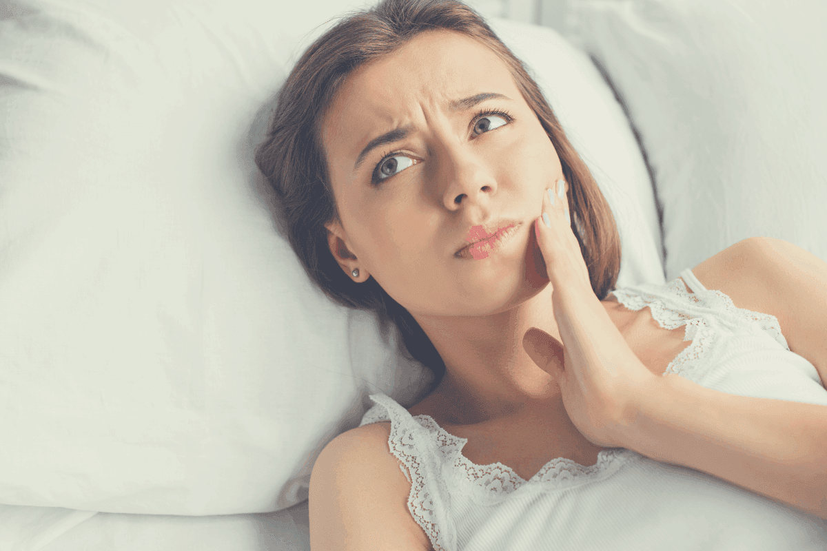 How do you Sleep With TMJ? [The Complete Guide]