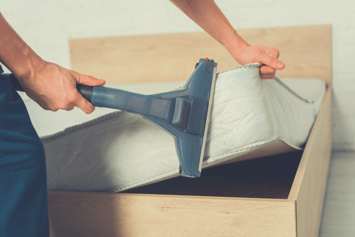 sliding mattress vacuum undersides