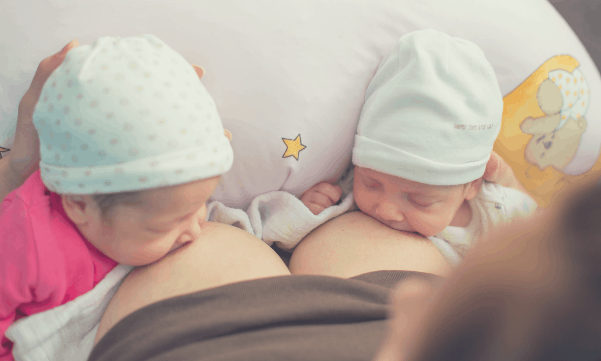 tandem nursing pillow